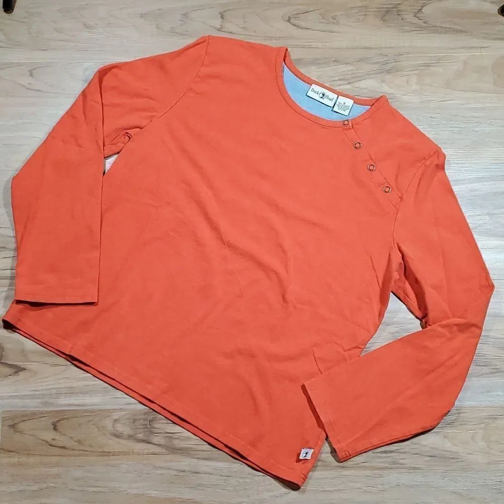 🔺️Duck Head Orange Snap Shoulder Long Sleeve Top Medium